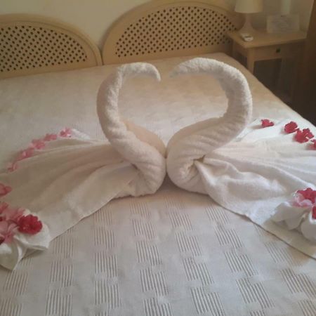 タヴィラ Quinta Da Moura Casa-De-Campoゲストハウス エクステリア 写真