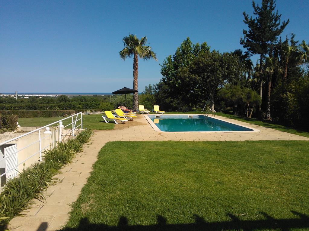 タヴィラ Quinta Da Moura Casa-De-Campoゲストハウス エクステリア 写真