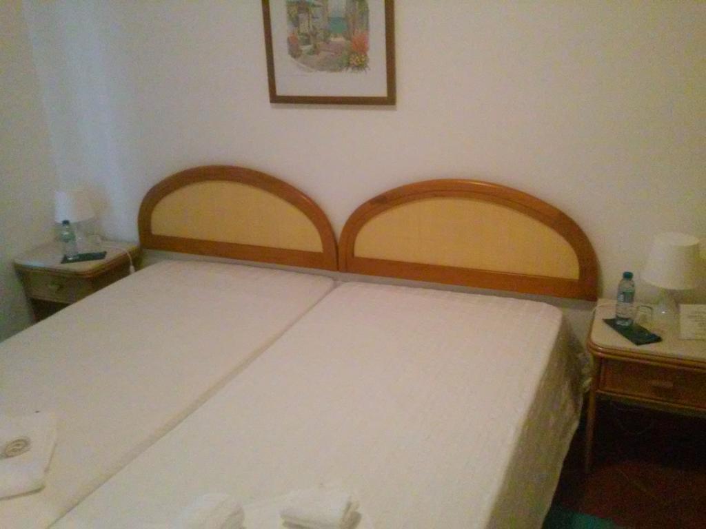 タヴィラ Quinta Da Moura Casa-De-Campoゲストハウス エクステリア 写真